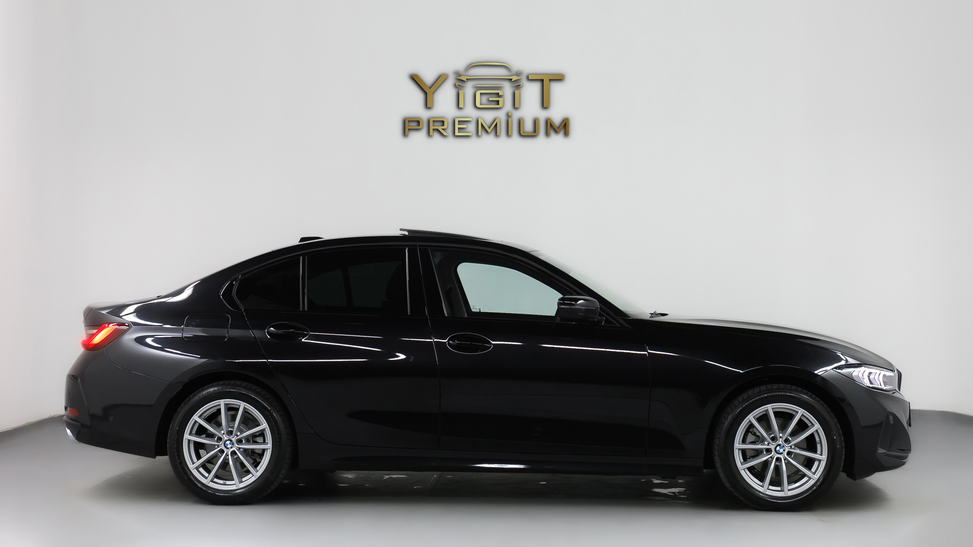 BMW 3.20 İ SPORTLİNE SİYAH